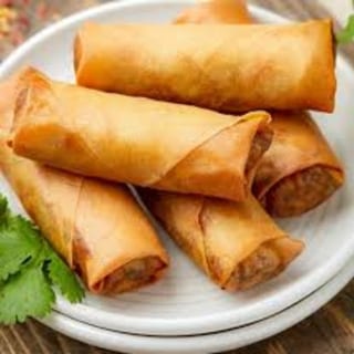 #10) Vegetarian Spring Rolls